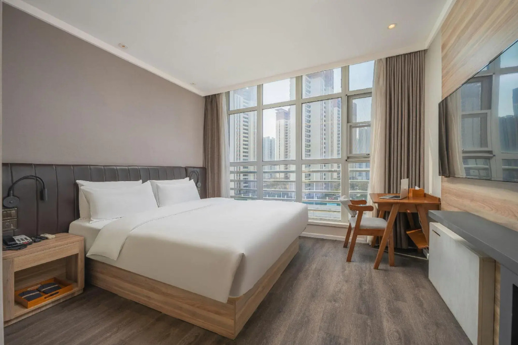 Hanting Express Yancheng West Loop