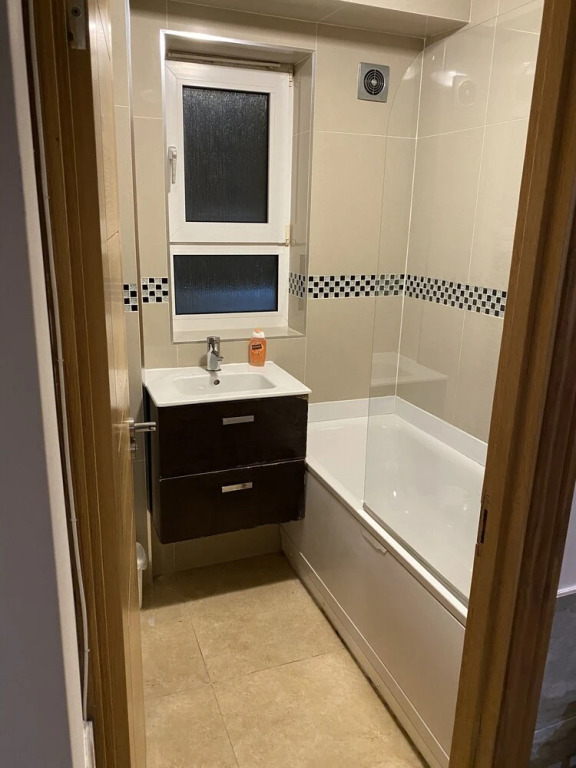 Lovely 3-bed Apartment in Central London