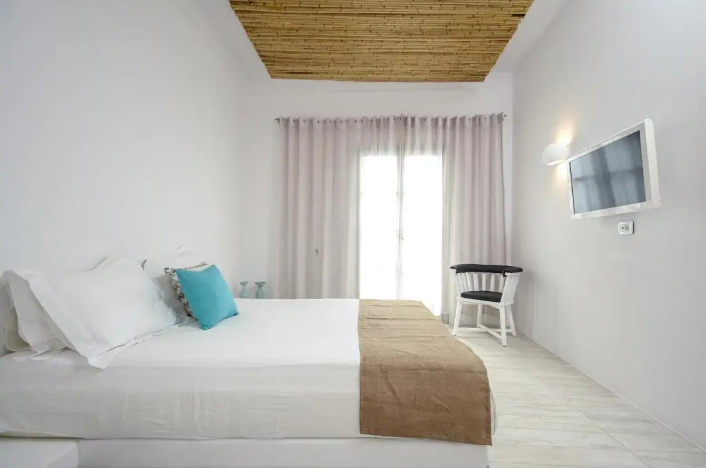 Thomais Studios