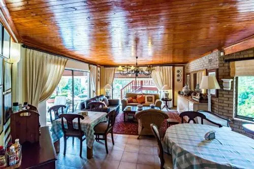 Palm Lodge