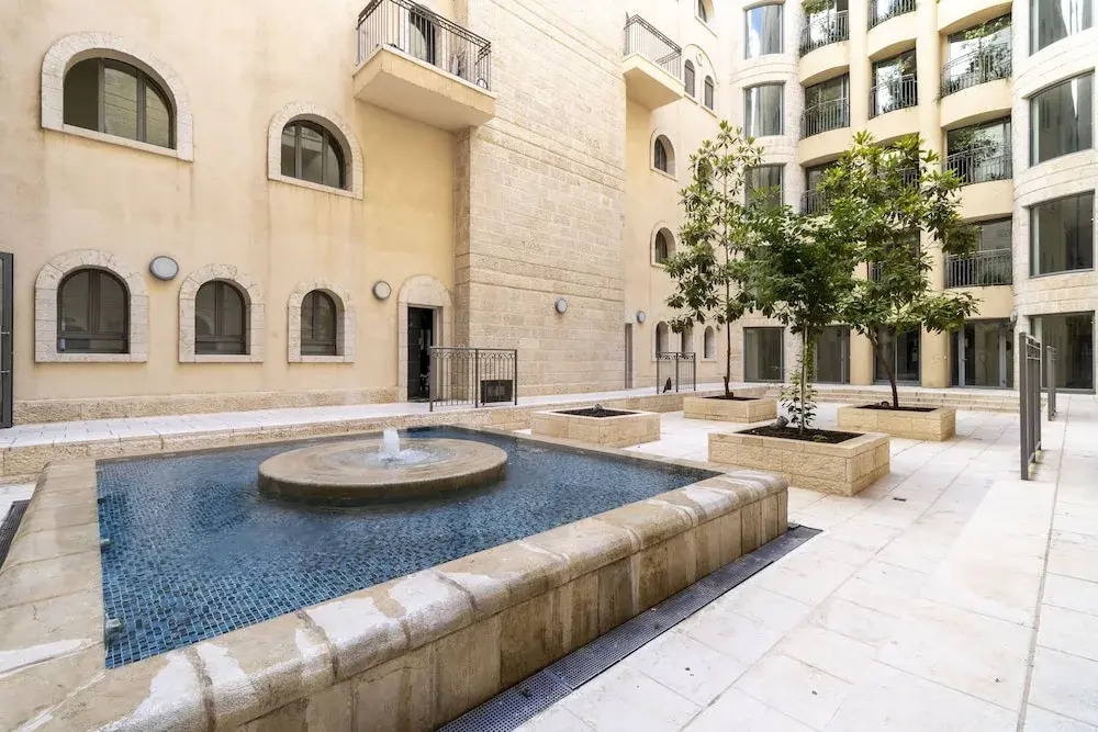 Kook Isrentals - ApartHotels In City Center
