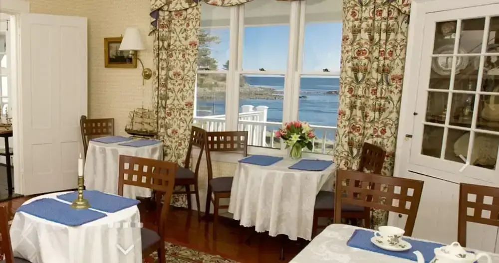Dockside Guest Quarters