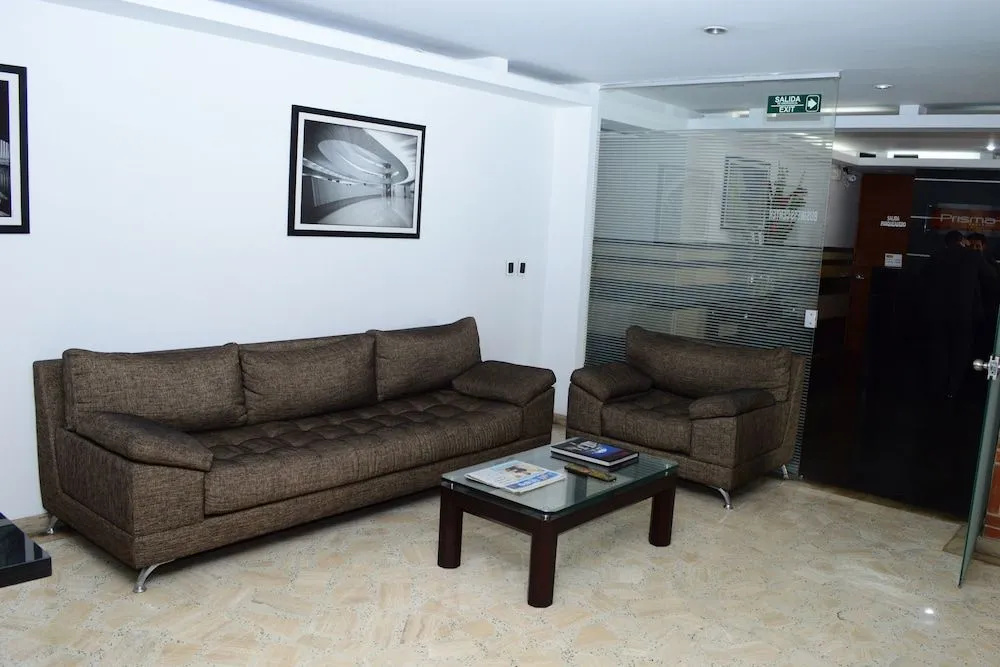 Prisma Suites Chico 94