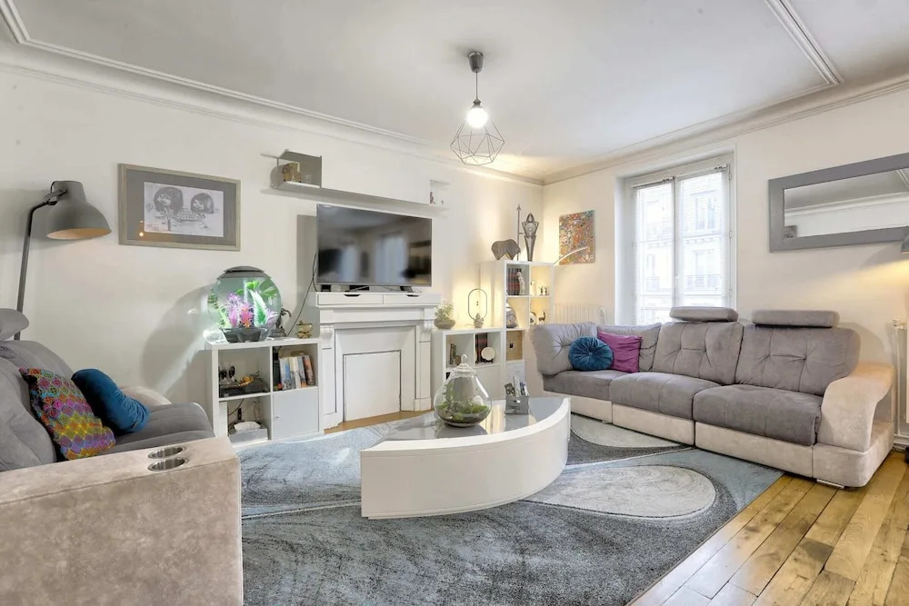 Ideal 3BR Apartment on La Fayette