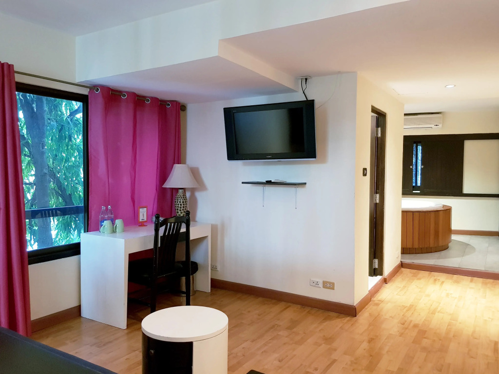 Studio Sukhumvit 18 by iCheck inn