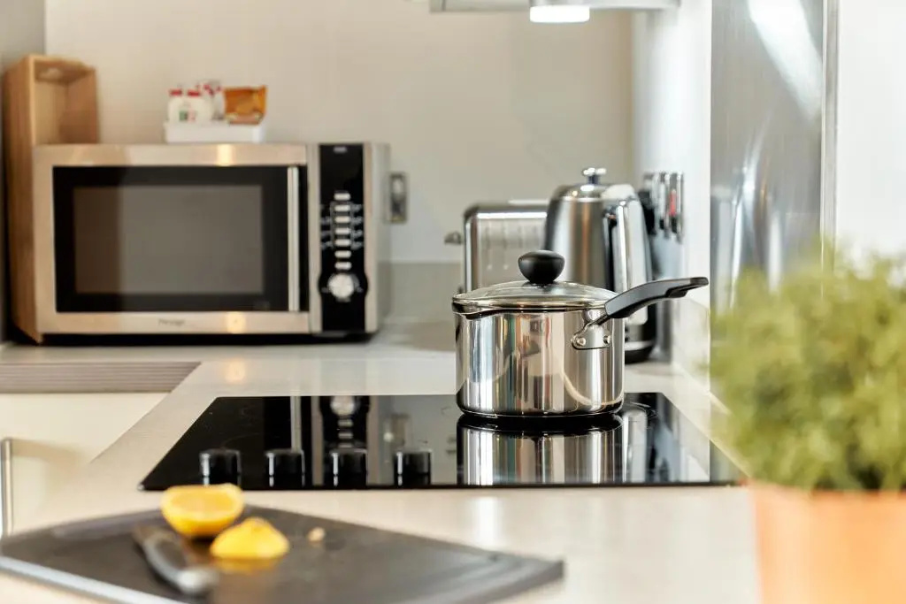 ShortstayMK Vizion apartments by Cotels, with free superfast wi-fi, parking