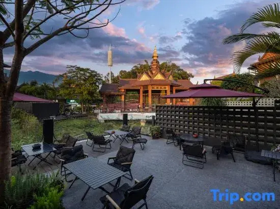 Mangshi Welcomes Mountain Rain | Qing Bar • Guesthouse (Dai Ancient Town Branch)