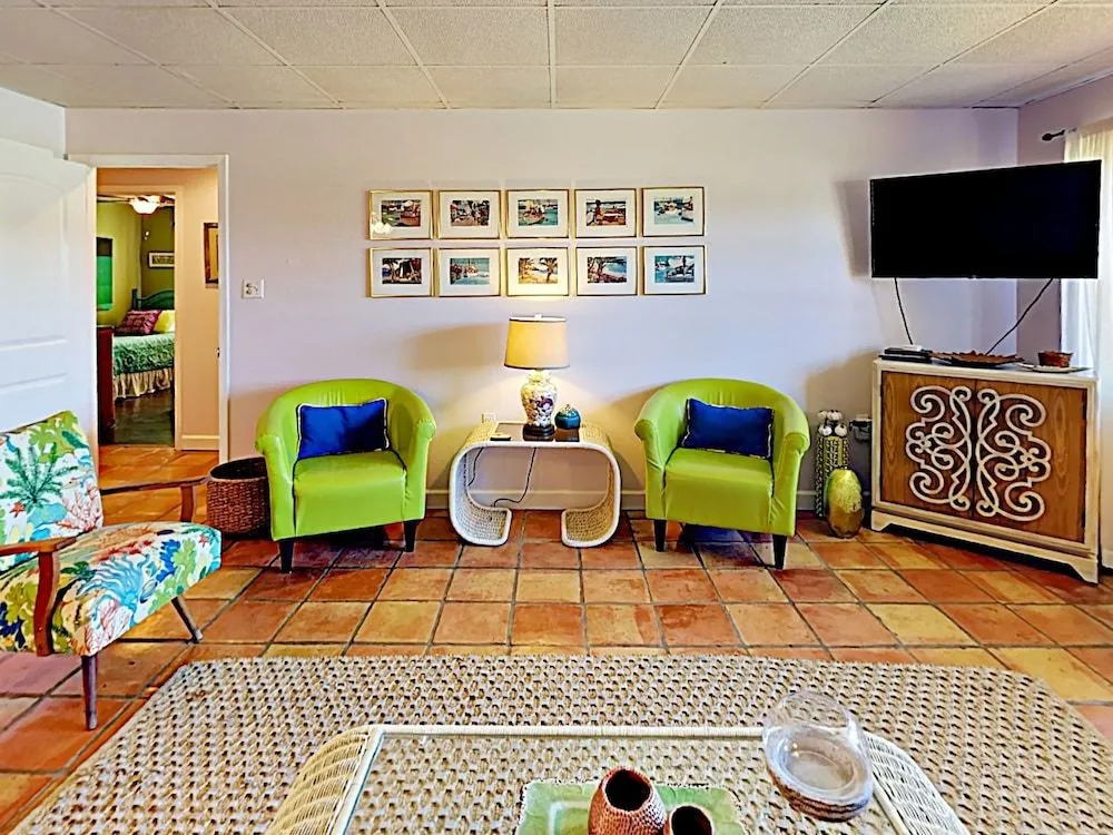 63 Island Retreat