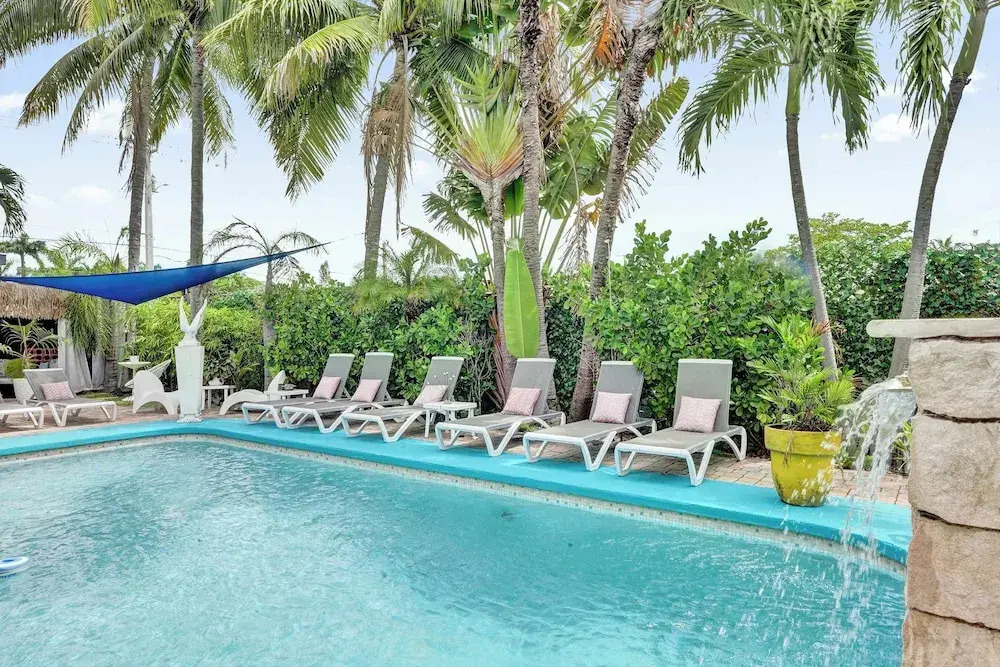 Rainbow Falls Estate For 8