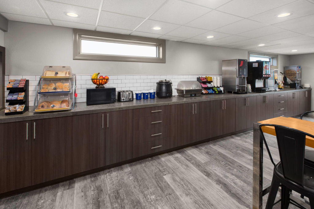 Days Inn by Wyndham Pierre