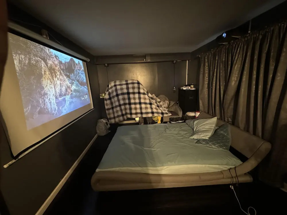 5 Bedroom Apartment Hotel