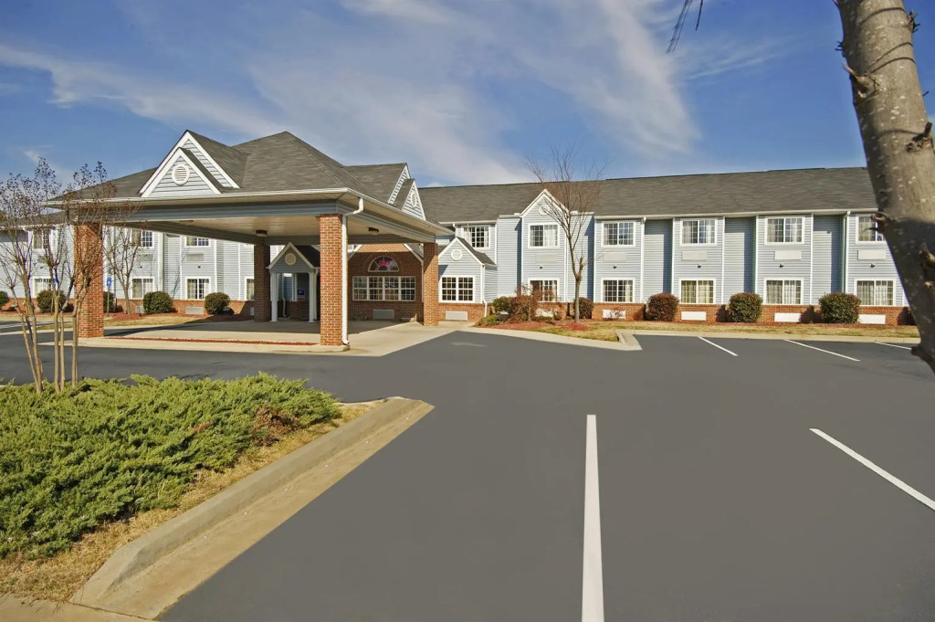 Americas Best Value Inn & Suites-McDonough