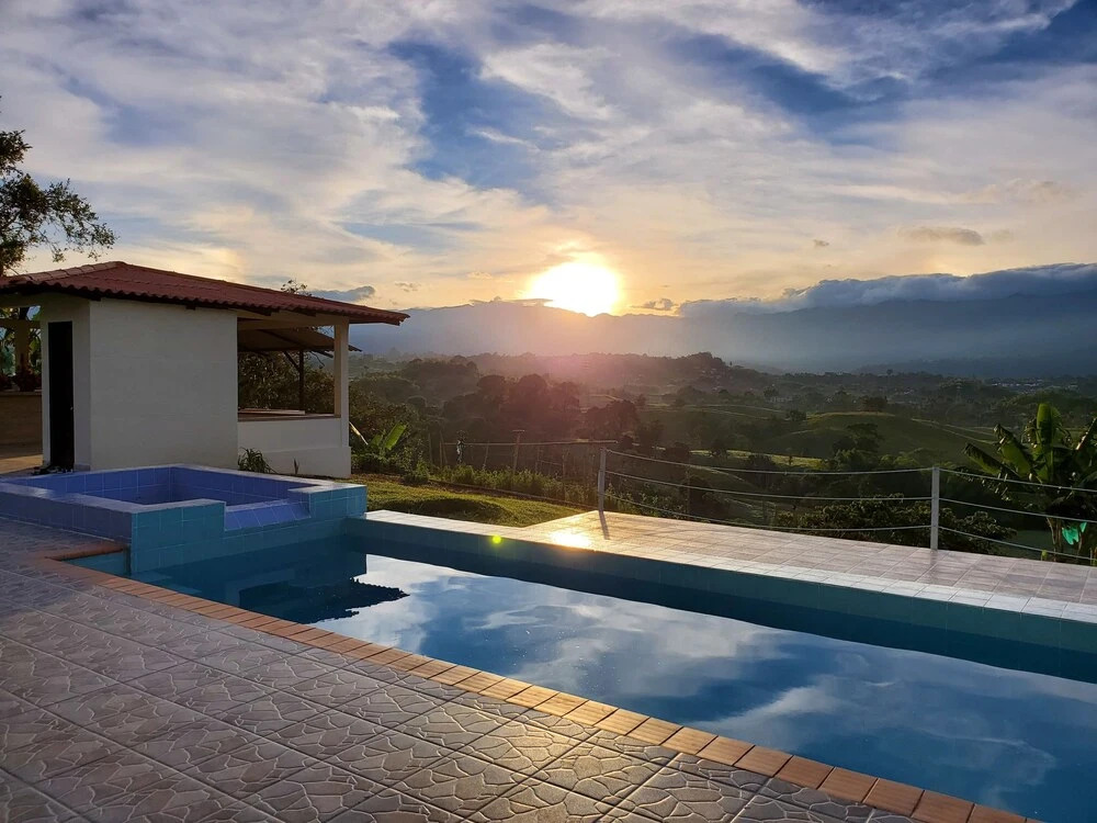Villa Alejos