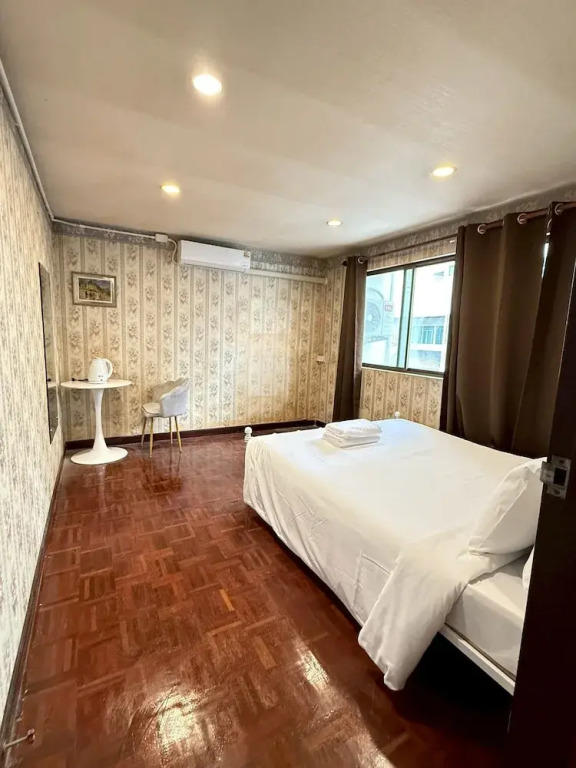 XXStay On Sukhumvit Soi 11 BTS Nana