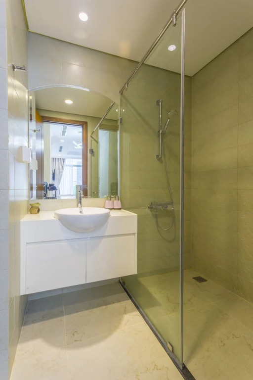 New 3BRs Vinhomes Central Park