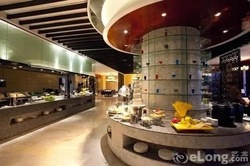 Qingdao Celebrity Hotel