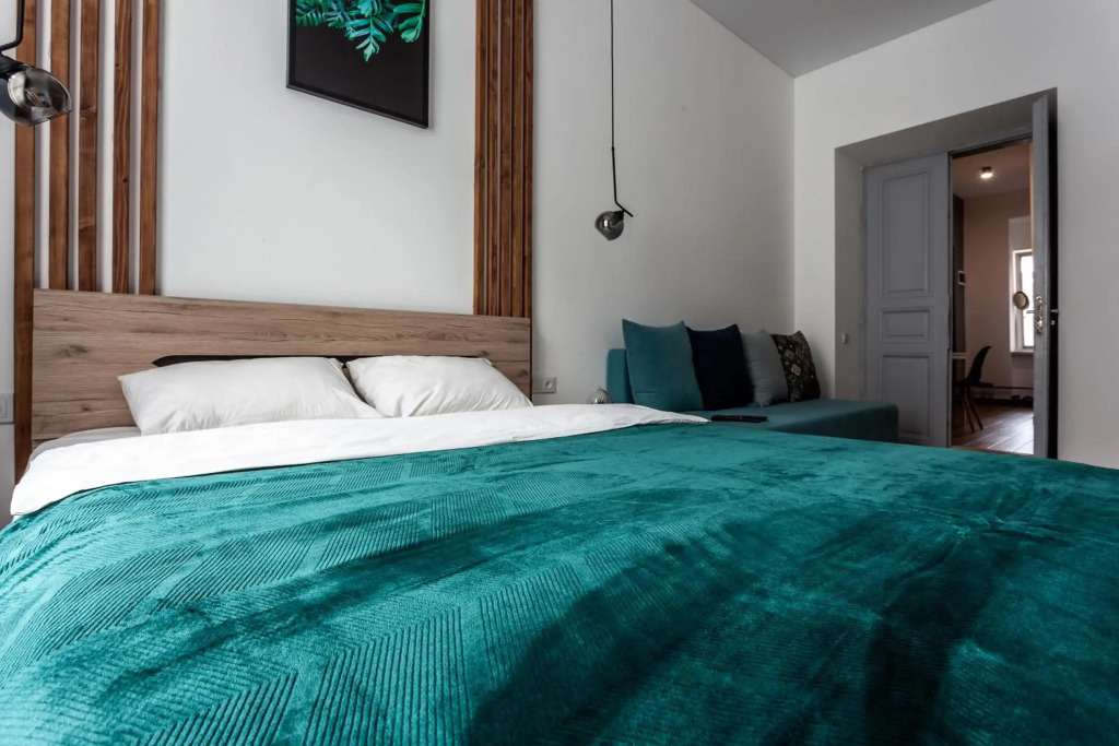 ROMANTIC apartments-near Opera house 5/4
