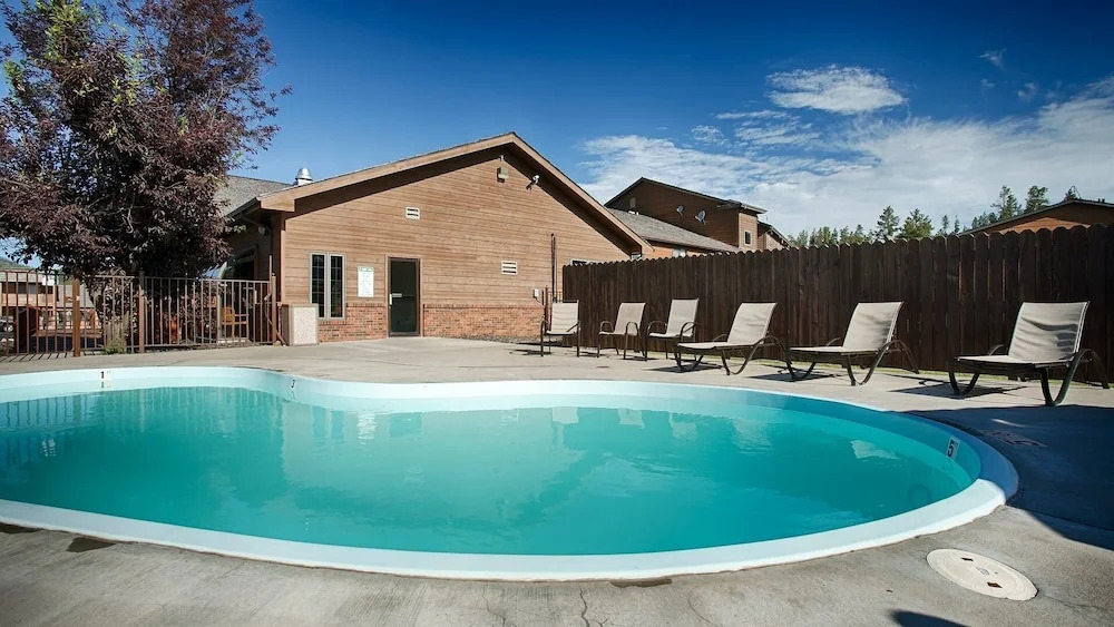 Comfort Inn & Suites Near Mt Rushmore