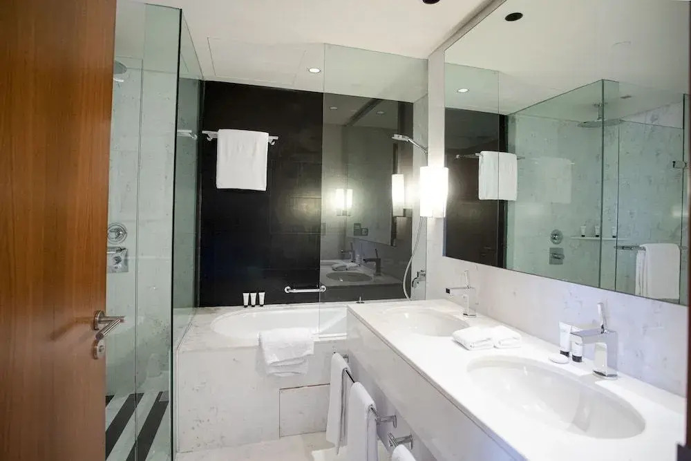Luxurious Stay At The Address Dubai Mall -3Bedrooms