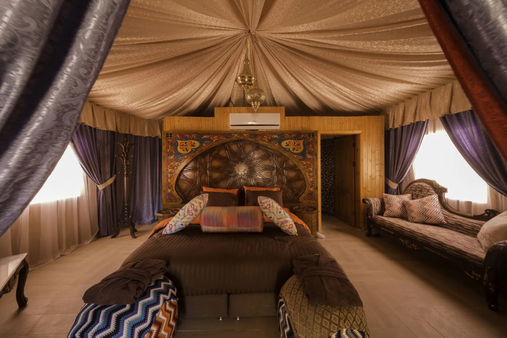 Memories Aicha Luxury Camp