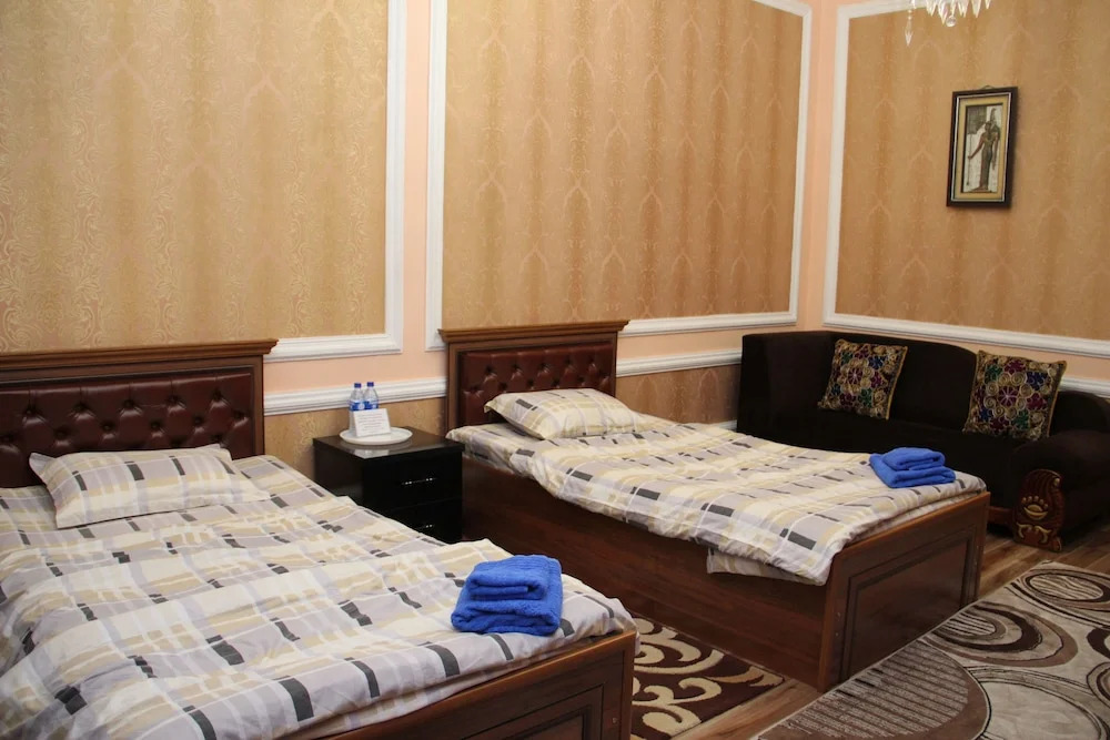 Chinara Guest House