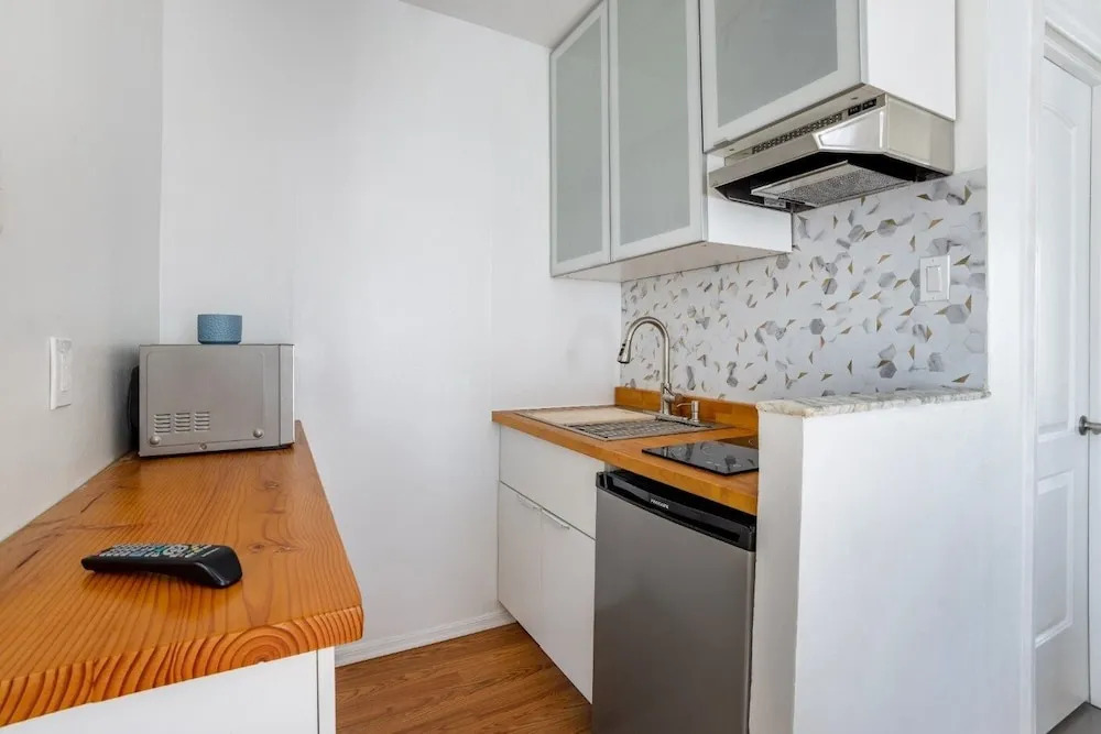 Close To Nyc! Relaxing Quiet Studio In Woodside 1 Bedroom Home by RedAwning