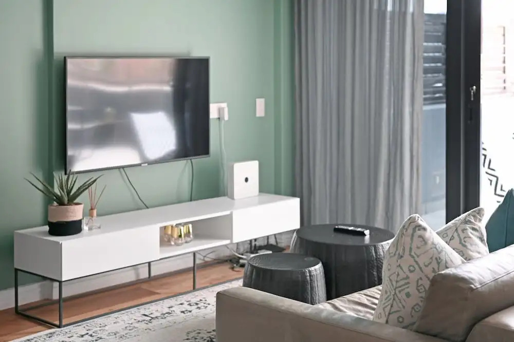Two Bedroom Green Point Rooftop Pool BBQ