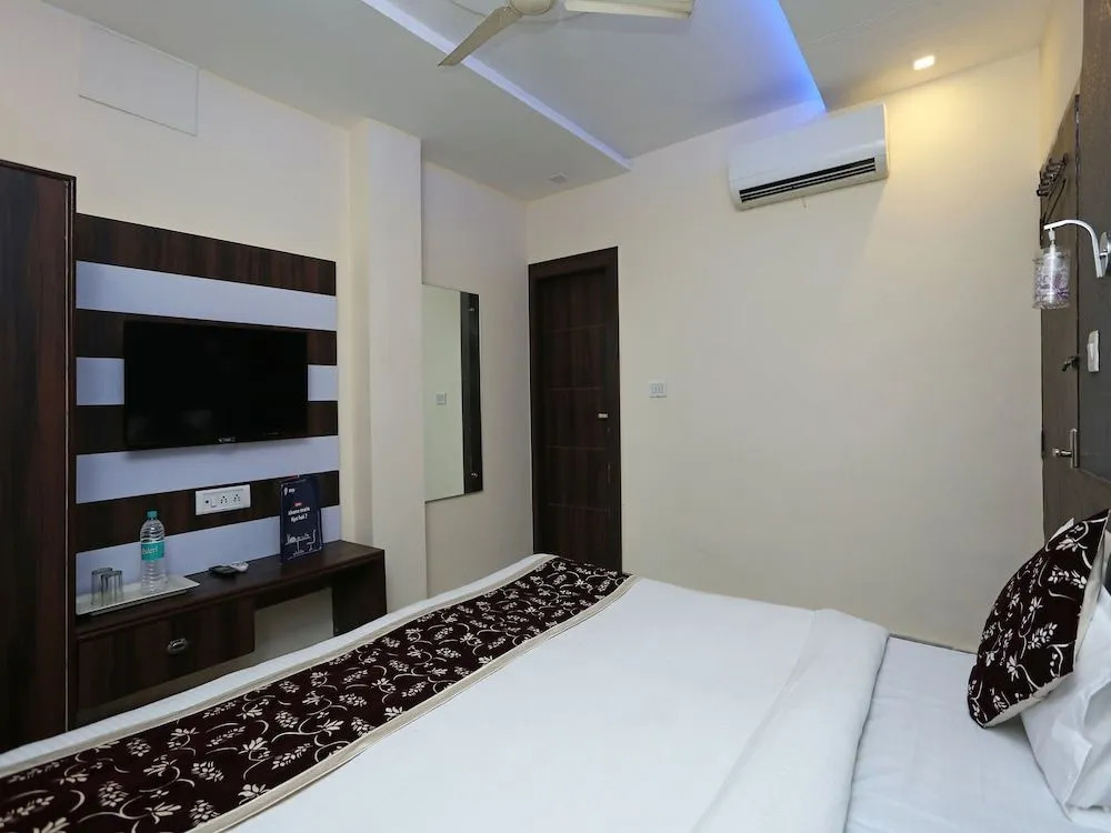 Hotel Royal Inn by OYO Rooms