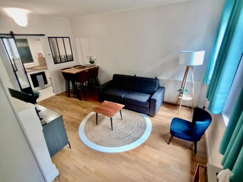 2 Pieces Totalement Renove Au Cœur de Bourges