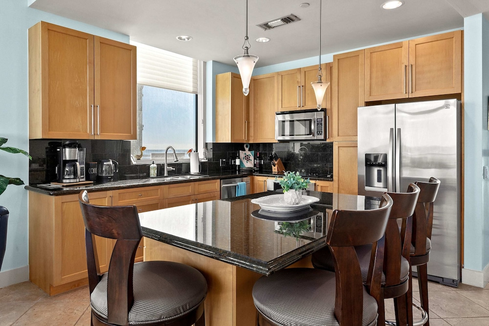 Sapphire Beach - Breathtaking 26th Floor - Views