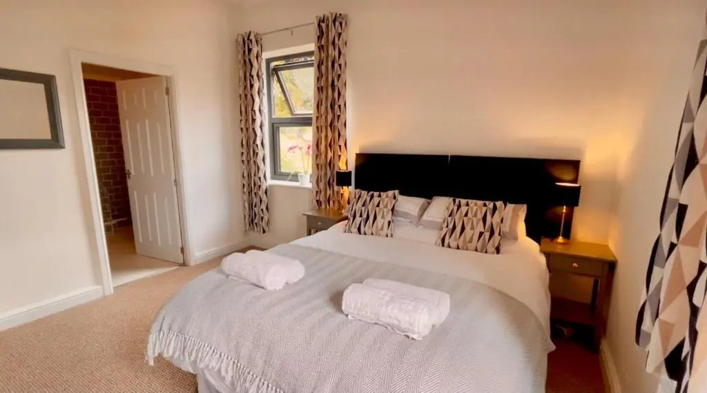 Hayes Suite (Adults Only)