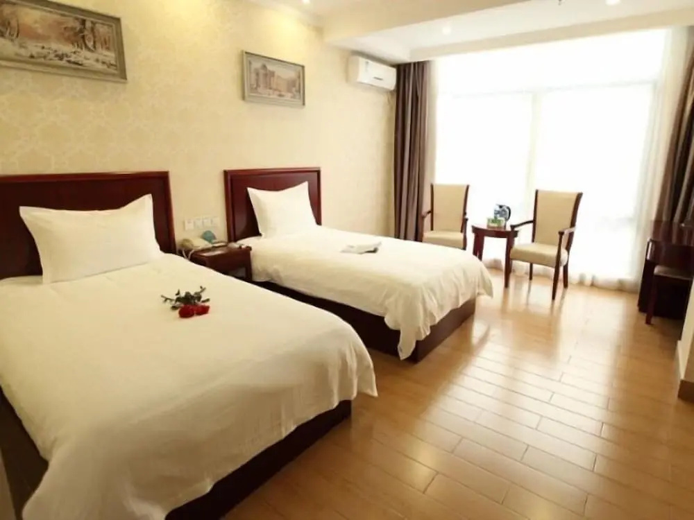 GreenTree Inn DanShui