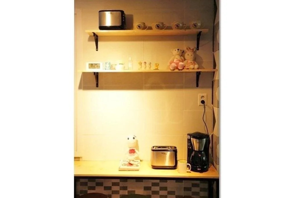 Moiri Guesthouse - Hostel