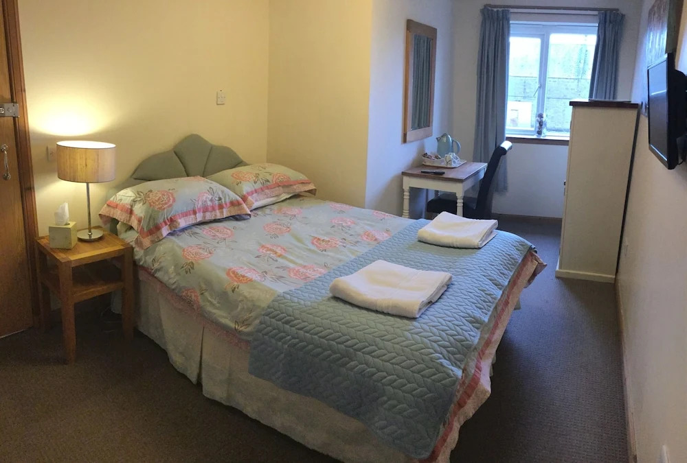 The Crown Hotel