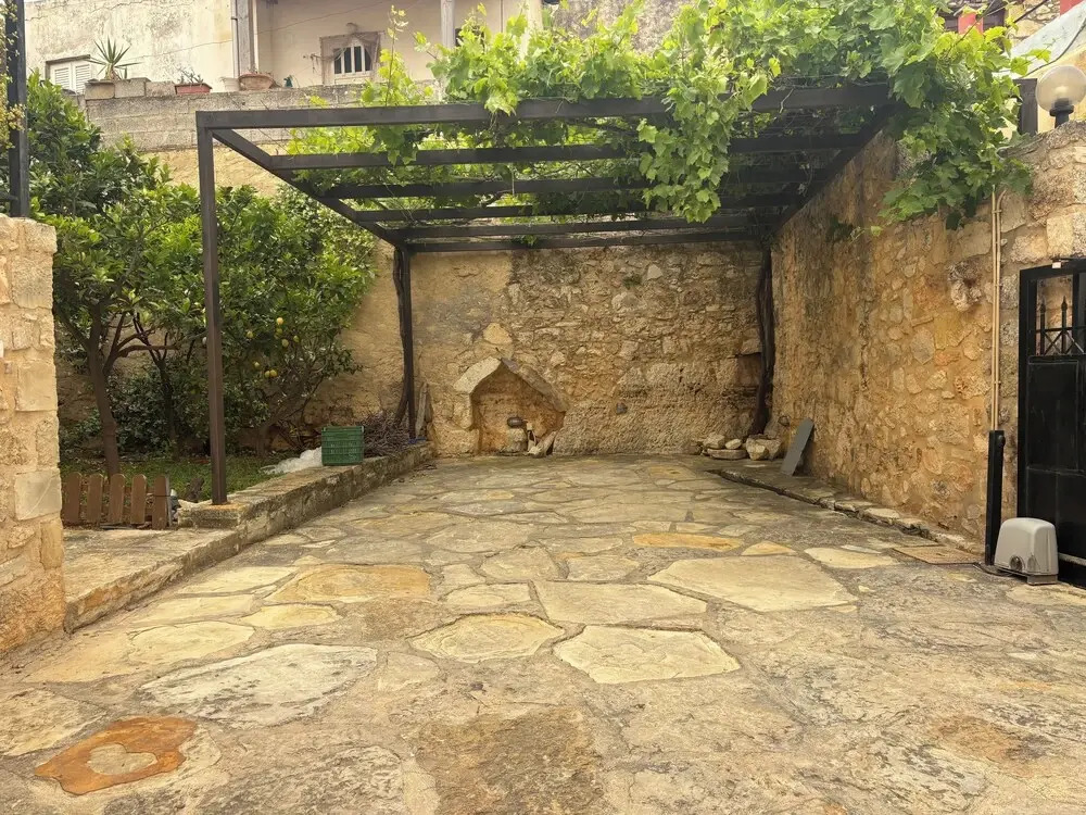 Electra Stone Suite