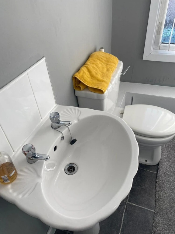Contractor Accomodation 3-bed House in Liverpool