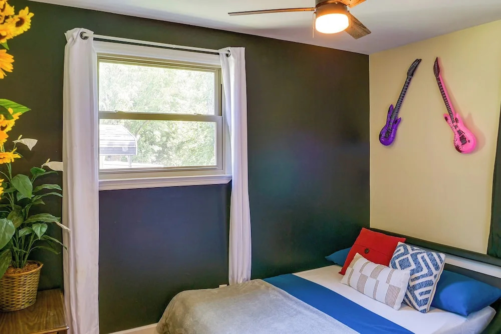 Nashville Getaway w/ Gazebo, 11 Mi to Downtown!