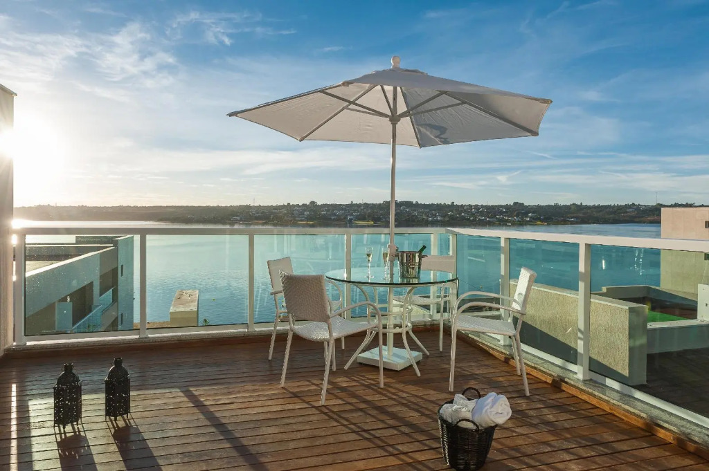 Eurostars Brisas do Lago
