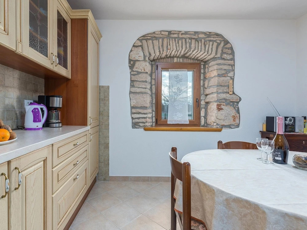 Traditional Stone Holiday House for up to 8 Persons