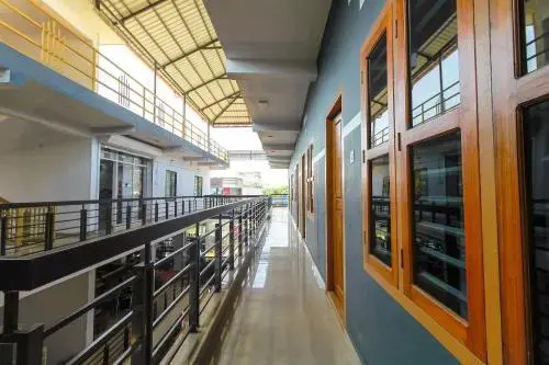 Way Side Residency by OYO Rooms