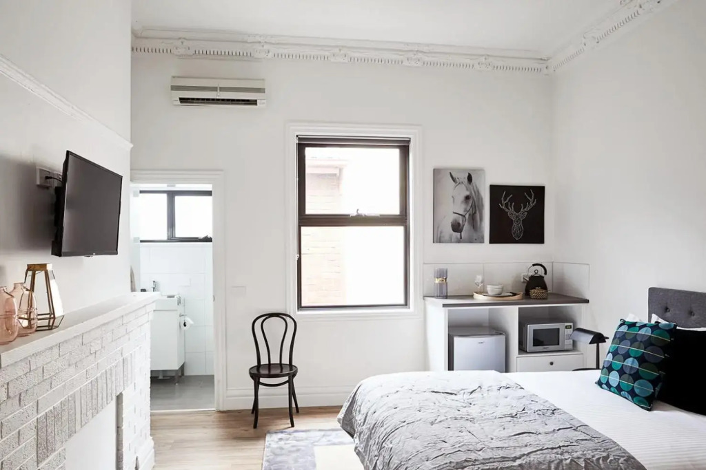 Richmond Studios by Short & Long Stays