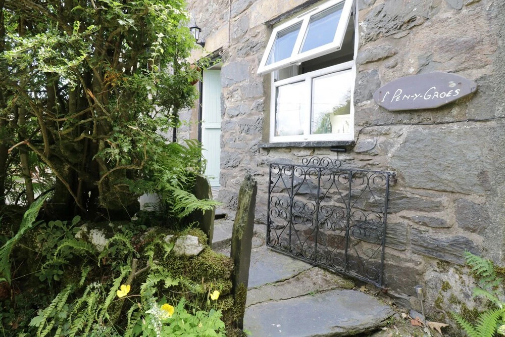 1 Penygroes