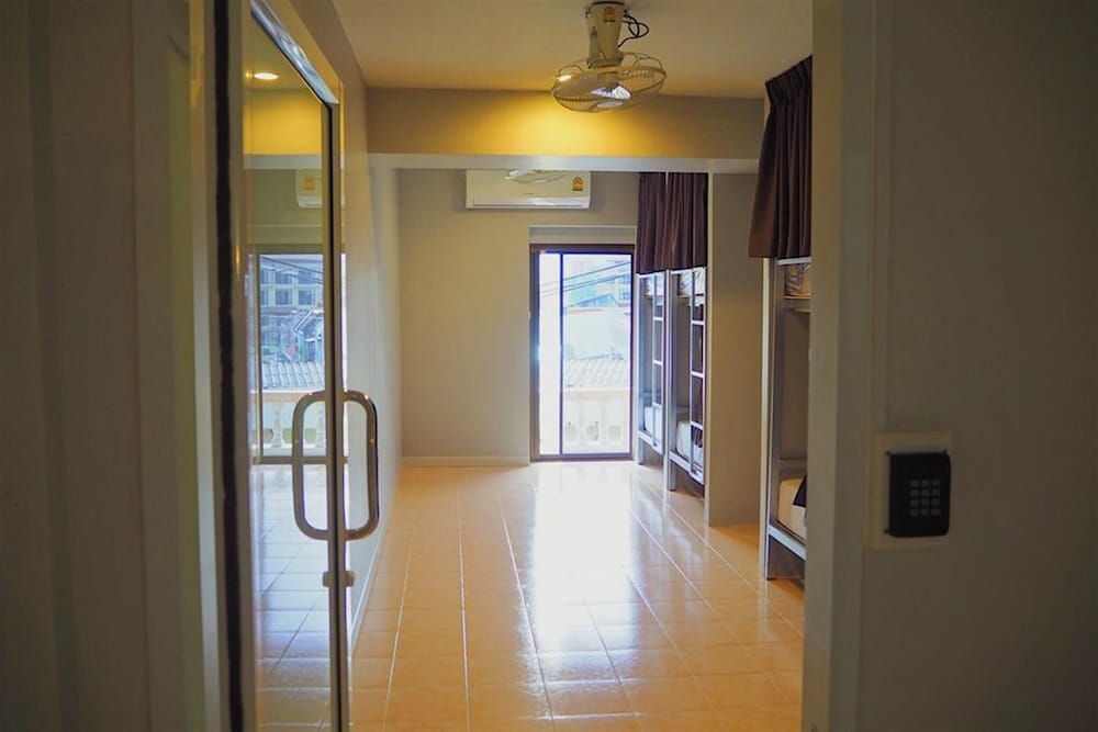 The Lucky Kata Hostel