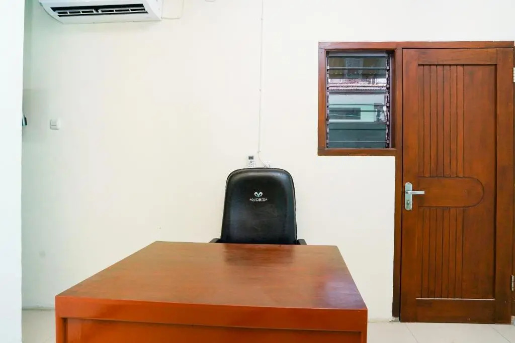 OYO Life 2309 Kost Si Mbok Vivi