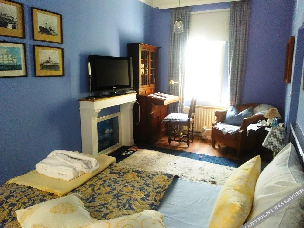 Rosindell cottage