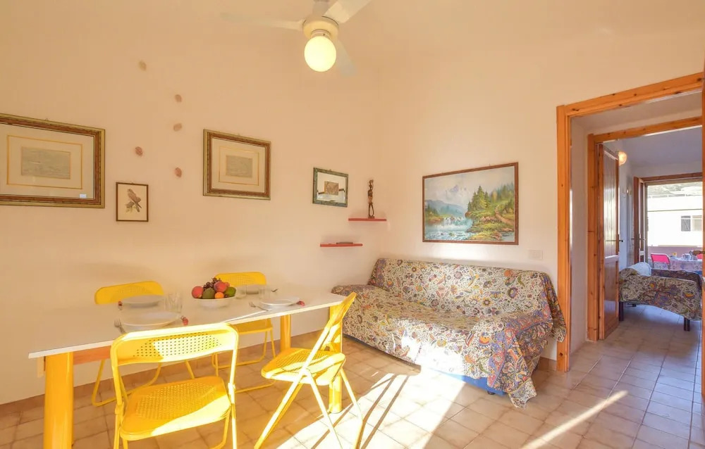 Stunning Apartment in Solanas With 2 Bedrooms