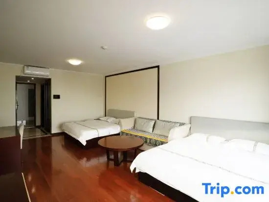 Jiatu Apartment (JiaZhaoYe Wellness Island Phase III)