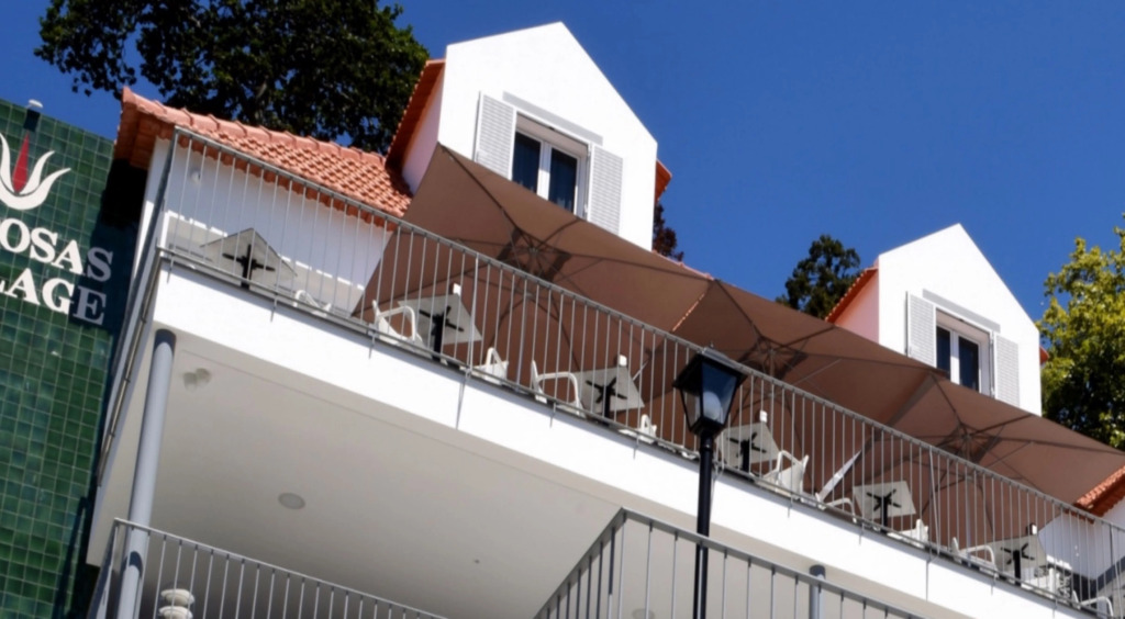 1-Bed Loft In Beautiful Character Babosas Village Apartments