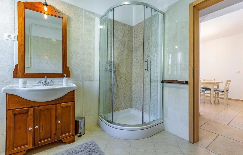 Stunning Home in Pula With Wifi and 2 Bedrooms