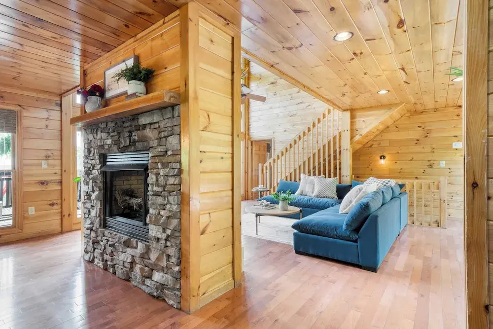 Sleeps 24 2 Homes, Hot Tub, Sauna, Movie Theater, Firepit, Pool, Tennis Courts